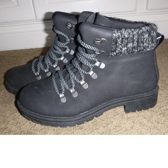 Mackenzie Combat Hiker Fashion Boots 
